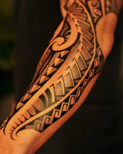 Double Sumi Tribal Black